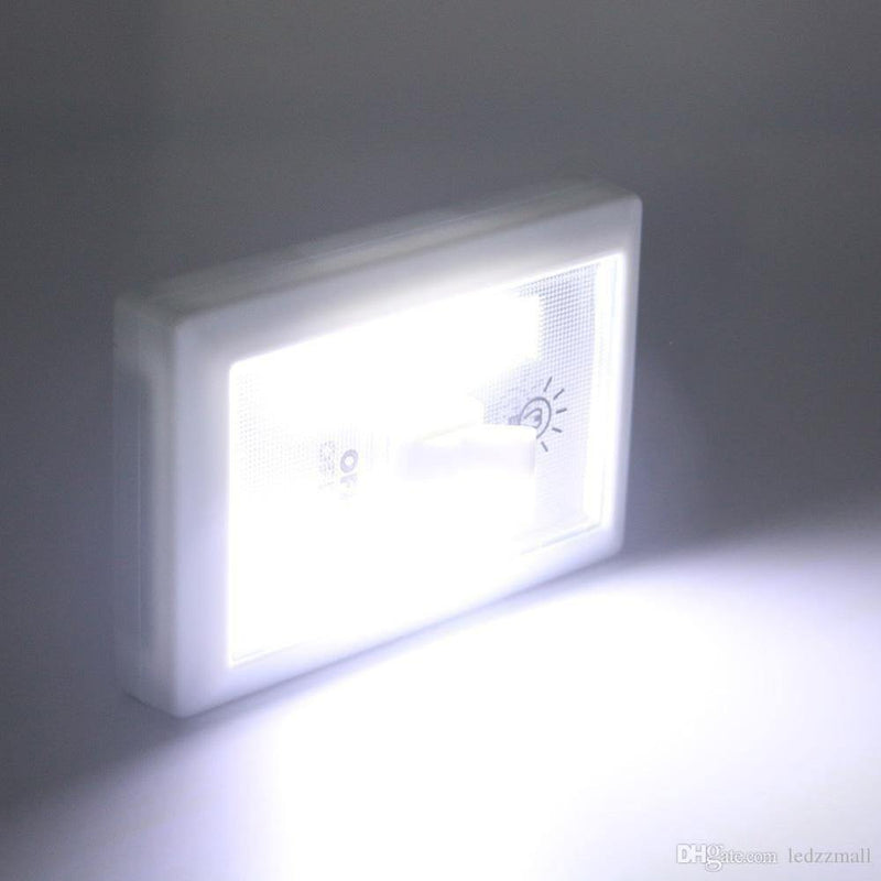 Kaasaskantav juhtmevaba magnetiga LED-valgusti MagicLight™ - Maailmakaubad.ee